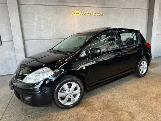 NISSAN TIIDA 1.8 SL 16V FLEX 4P AUTOMÁTICO NISSAN TIIDA 1.8 SL 16V FLEX 4P AUTOMÁTICO